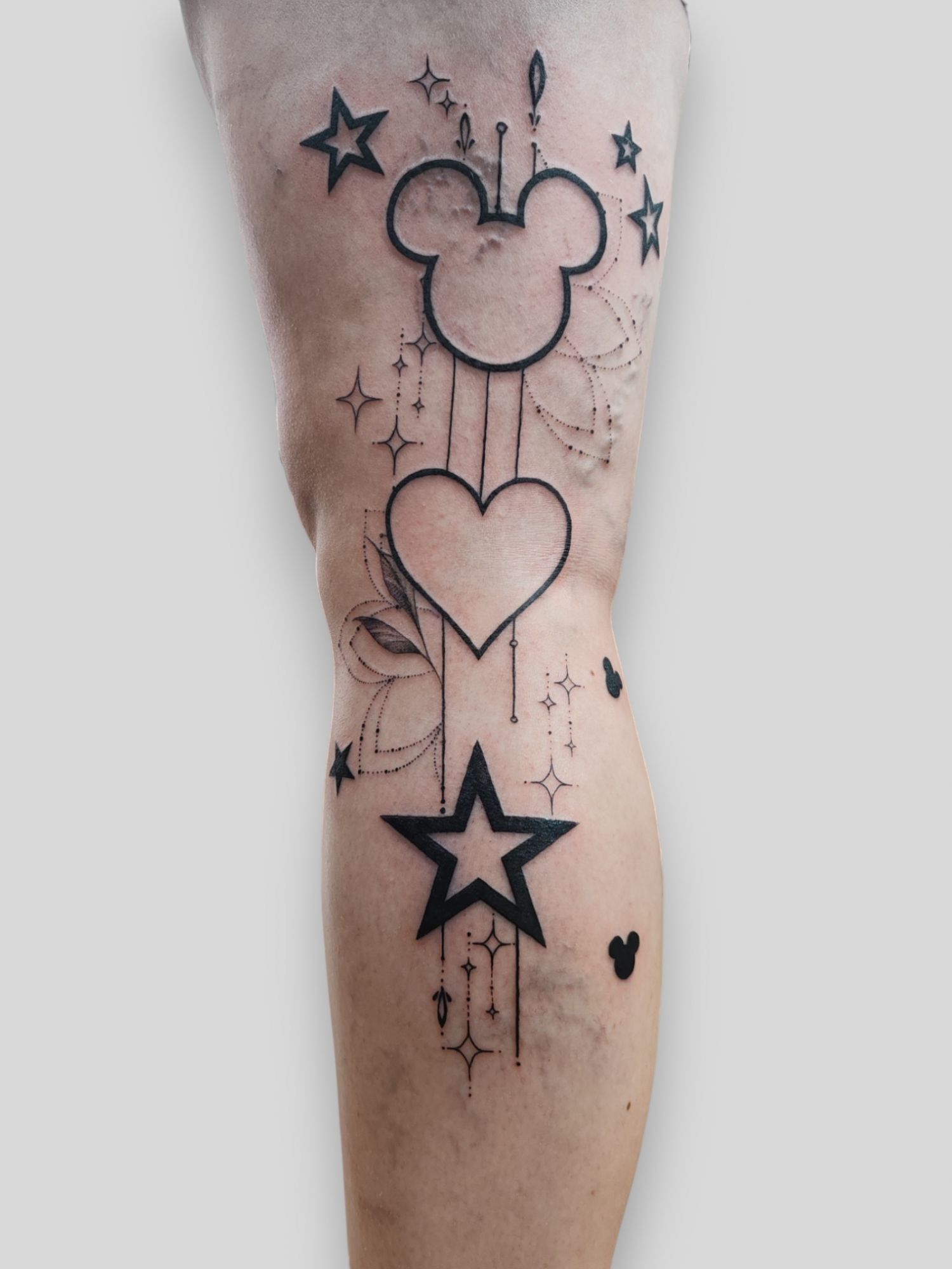 Comb tetoválás, Fantázia tetoválás, Fekete fehér tetoválás, MANDALA  Tetoválás, Tetoválás minta, Vádli tetoválás