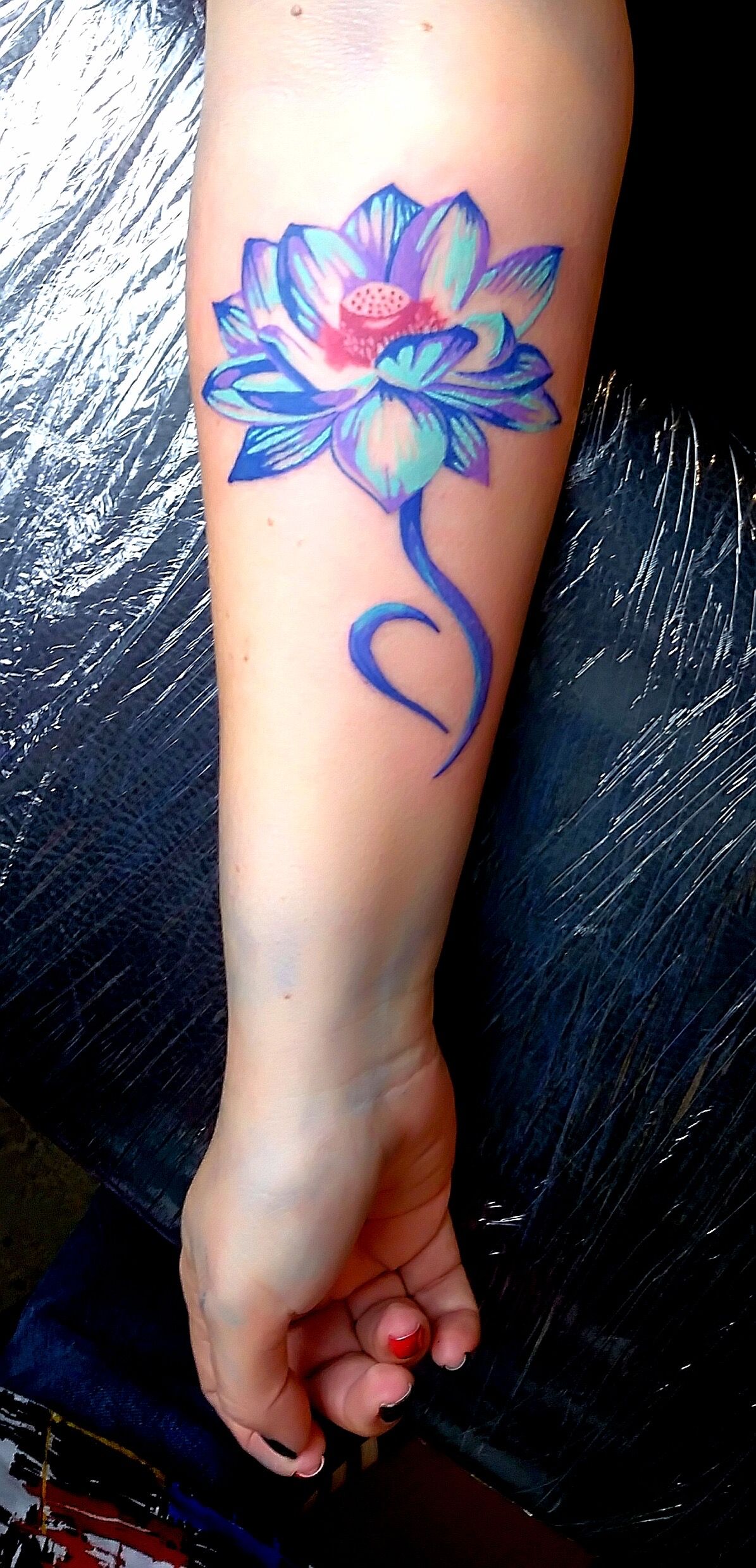 Alkar tetoválás, Fantázia tetoválás, Színes tetoválás, Virág tetoválás