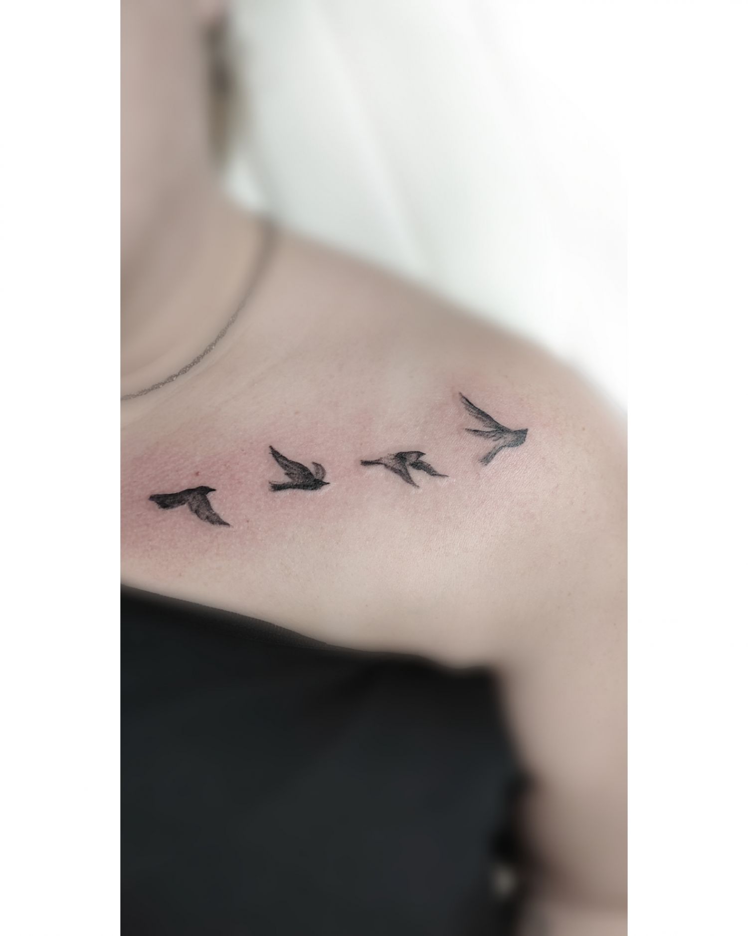 Fekete fehér tetoválás, Mellkas tetoválás, Realisztikus tetoválás, Szimbólumok